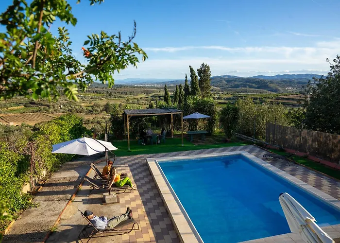 Beautiful Villa With Huge Private Pool And Vineyard View
