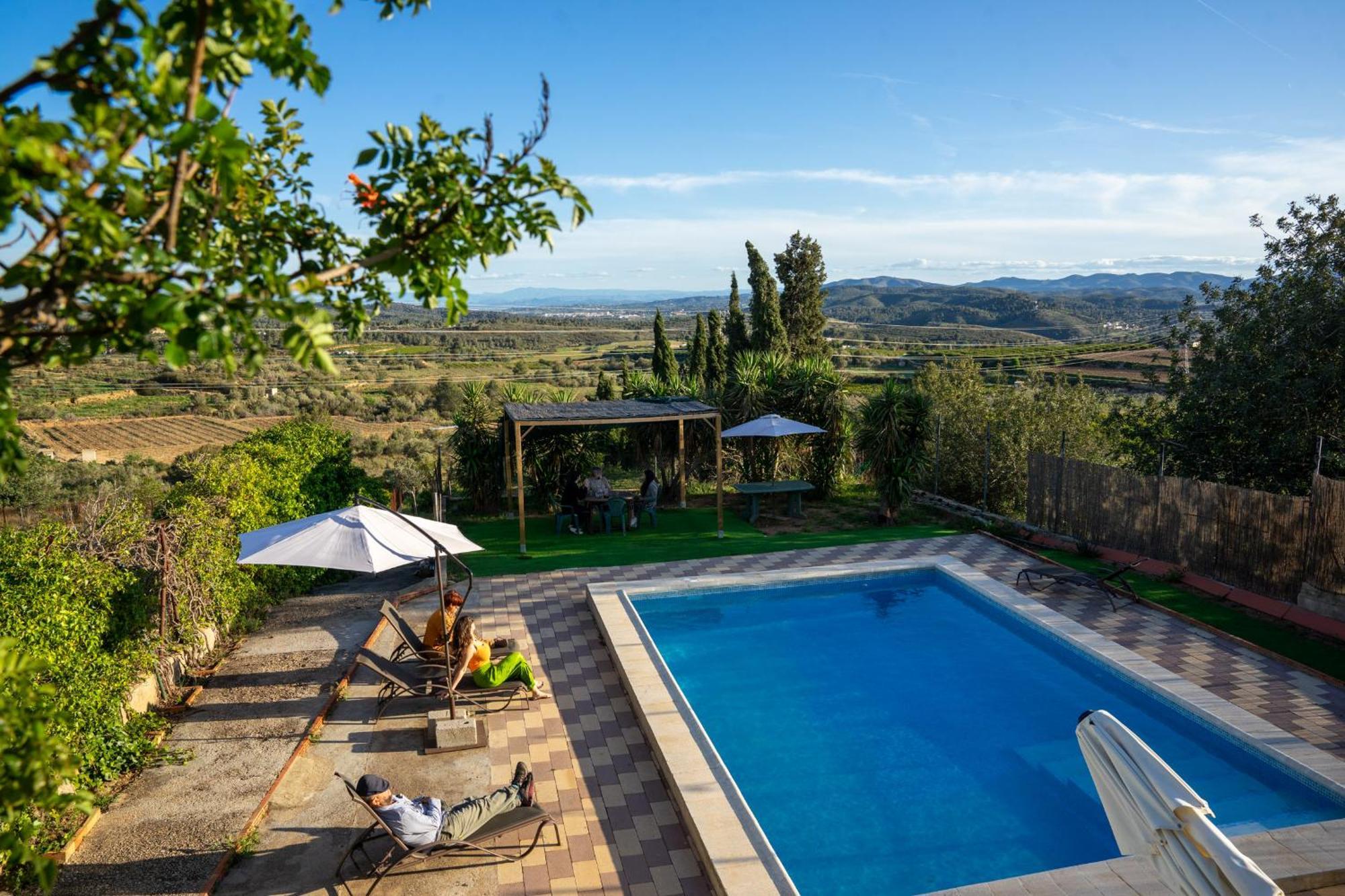 Beautiful With Huge Private Pool And Vineyard View Villa *