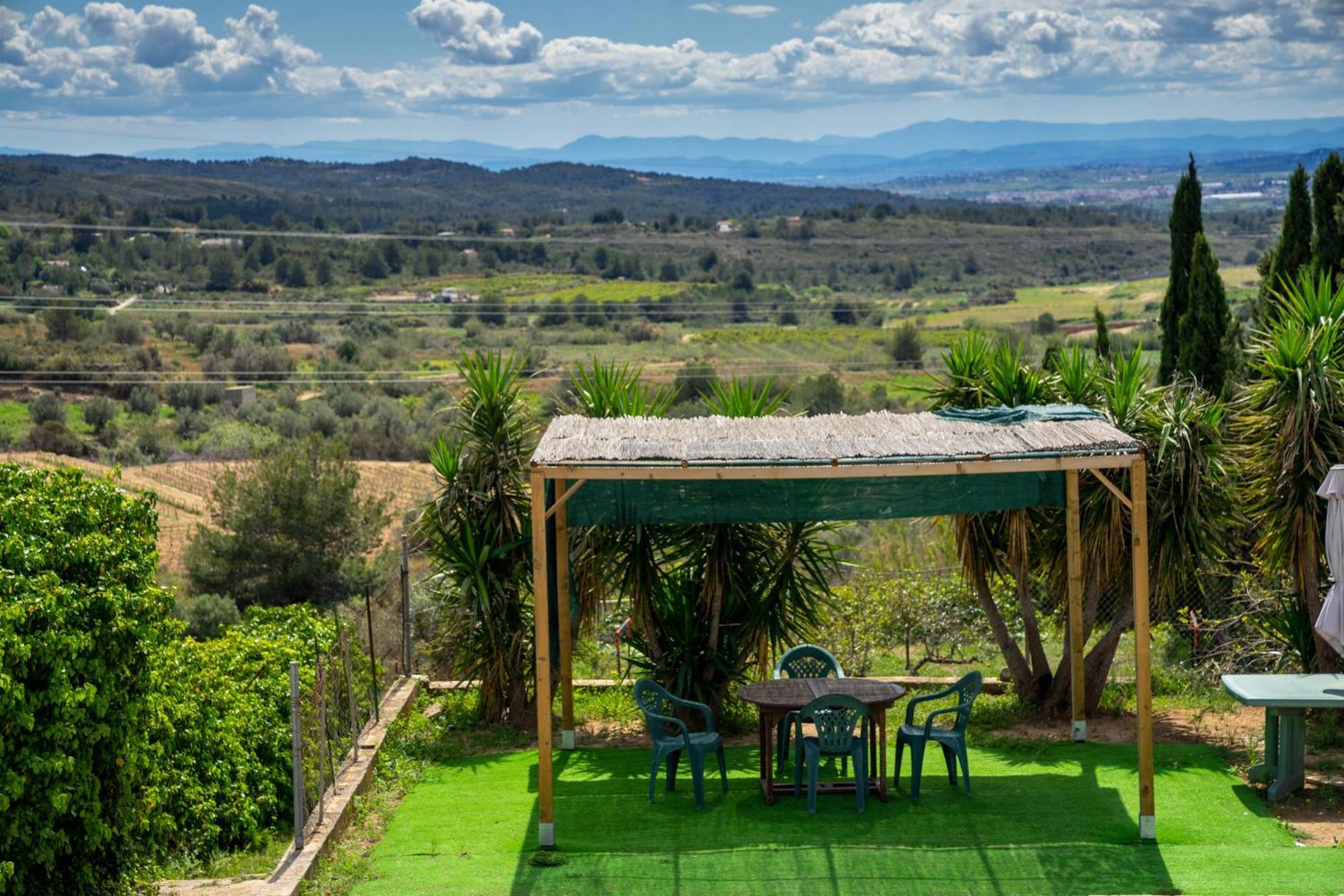 Villa Beautiful With Huge Private Pool And Vineyard View Valenza