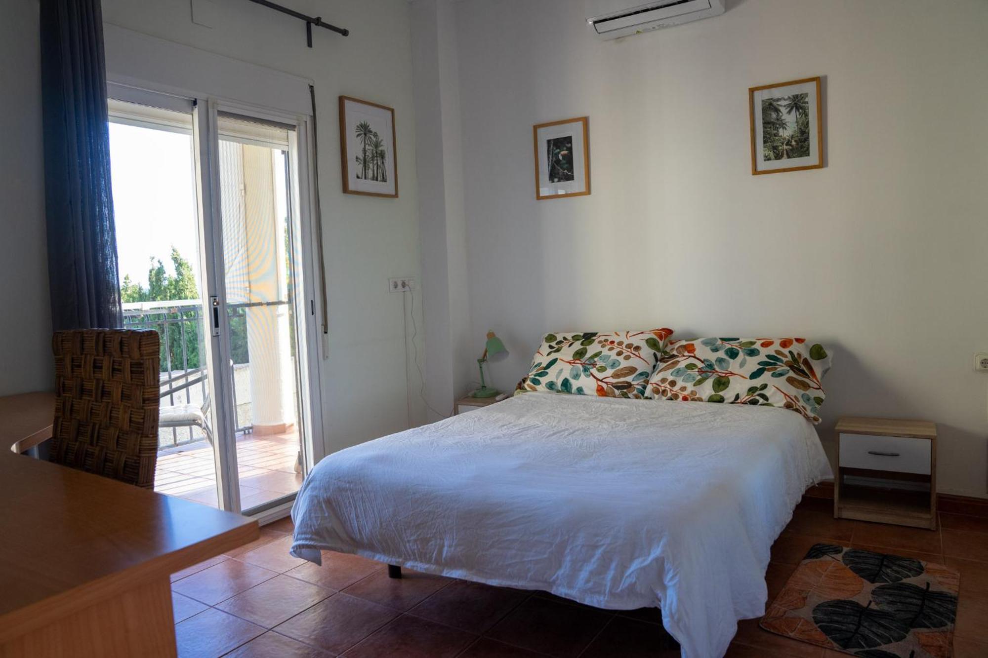 Beautiful With Huge Private Pool And Vineyard View Villa Valencia